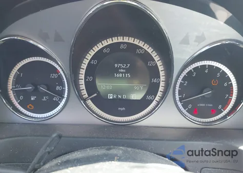 2011 Mercedes-Benz C 300 Sport 4Matic z USA, uszkodzony, nr VIN WDDGF8BBXBR158828